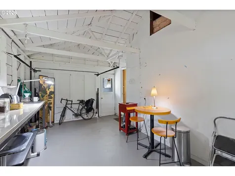 8604 N Van Houten Avenue Portland OR 97203