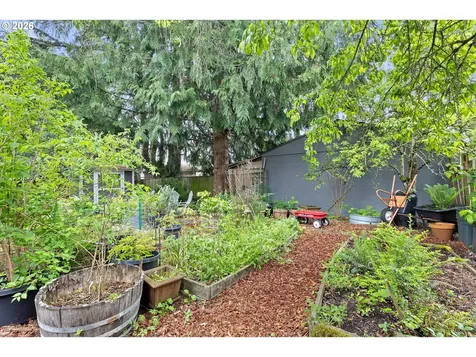 8604 N Van Houten Avenue Portland OR 97203
