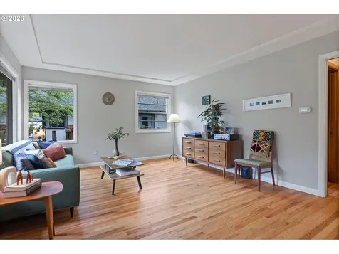 8604 N Van Houten Avenue Portland OR 97203