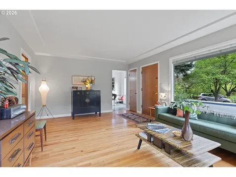 8604 N Van Houten Avenue Portland OR 97203