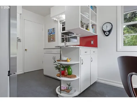 8604 N Van Houten Avenue Portland OR 97203