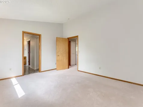 12908 NW 39th Avenue Vancouver WA 98685