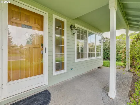 12908 NW 39th Avenue Vancouver WA 98685
