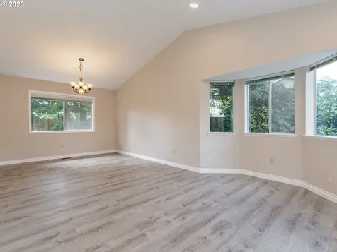 12908 NW 39th Avenue Vancouver WA 98685