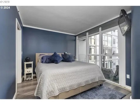 533 NE Holladay Street Portland OR 97232