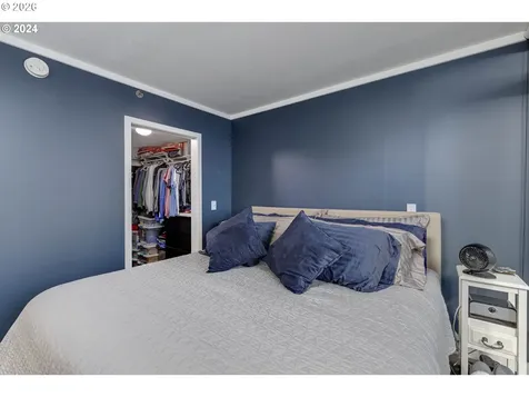 533 NE Holladay Street Portland OR 97232