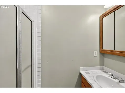 11811 SW 34th Avenue Portland OR 97219