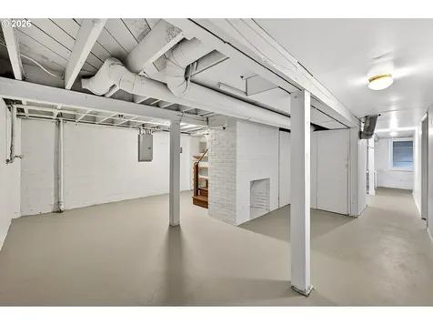 11811 SW 34th Avenue Portland OR 97219