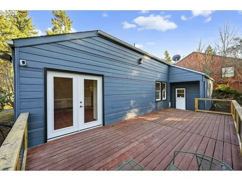 11811 SW 34th Avenue Portland OR 97219