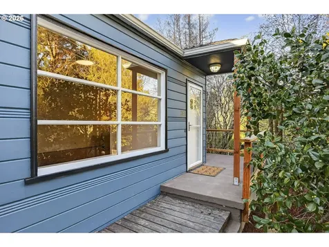 11811 SW 34th Avenue Portland OR 97219