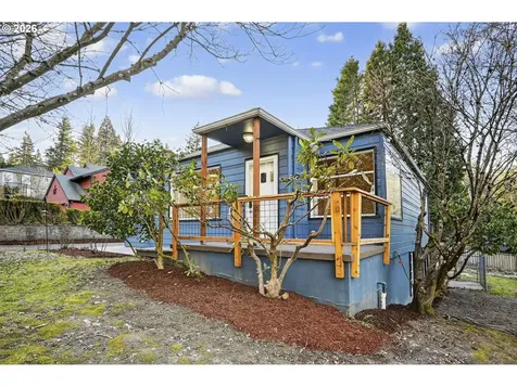 11811 SW 34th Avenue Portland OR 97219