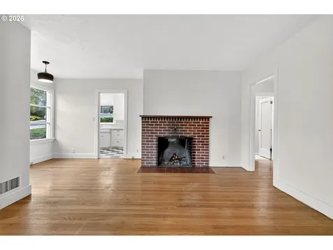 11811 SW 34th Avenue Portland OR 97219