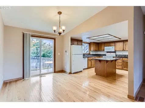 6518 SW 35th Avenue Portland OR 97221