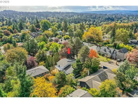 6518 SW 35th Avenue Portland OR 97221