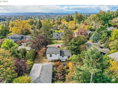 6518 SW 35th Avenue Portland OR 97221