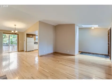 6518 SW 35th Avenue Portland OR 97221