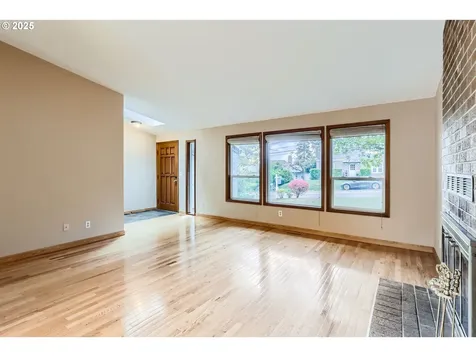6518 SW 35th Avenue Portland OR 97221
