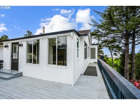 87748 Terrace View Drive Florence OR 97439