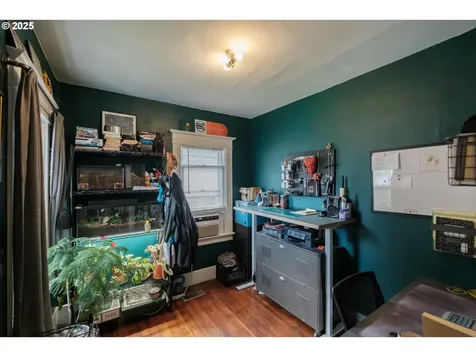 2320 5th Street NE Salem OR 97301