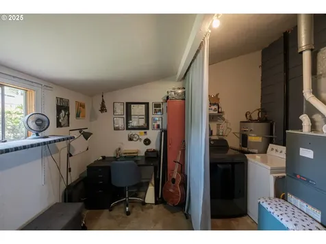 2320 5th Street NE Salem OR 97301