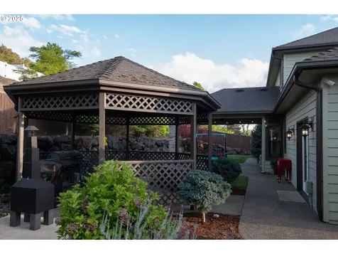 126 Cypress Court Winchester OR 97495