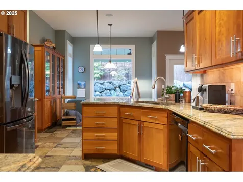 126 Cypress Court Winchester OR 97495