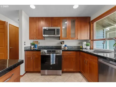5206 SW Barclay Court Beaverton OR 97005