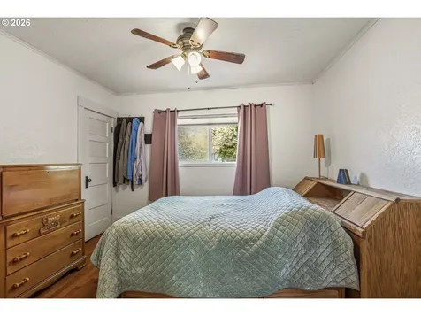 531 16th Avenue Longview WA 98632