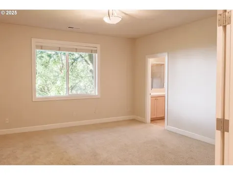 11929 SE Lexington Street Portland OR 97266