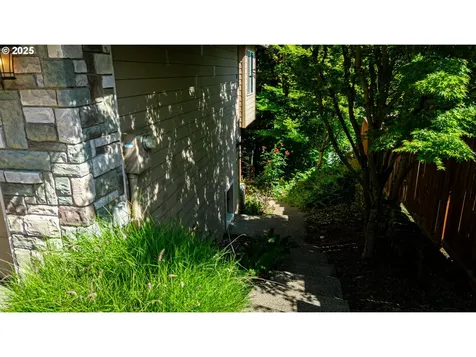11929 SE Lexington Street Portland OR 97266