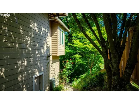 11929 SE Lexington Street Portland OR 97266