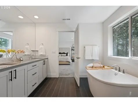 5466 N 91st Avenue Camas WA 98607