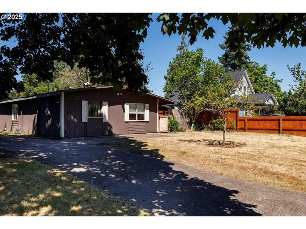 1915 NE 126th Place Portland OR 97230
