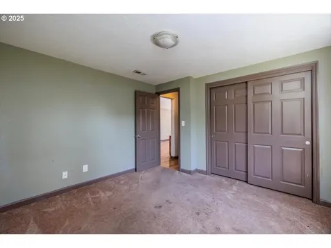 1915 NE 126th Place Portland OR 97230