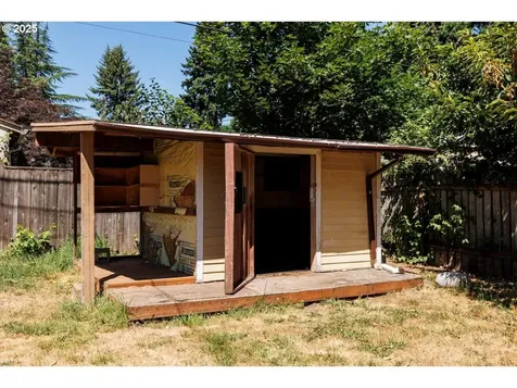 1915 NE 126th Place Portland OR 97230