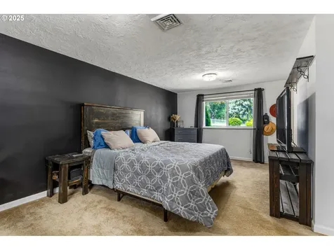 30851 Ty Valley Road Lebanon OR 97355
