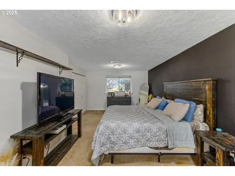 30851 Ty Valley Road Lebanon OR 97355