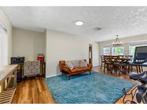 30851 Ty Valley Road Lebanon OR 97355
