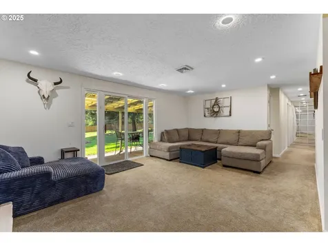 30851 Ty Valley Road Lebanon OR 97355