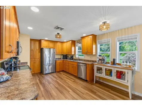 30851 Ty Valley Road Lebanon OR 97355