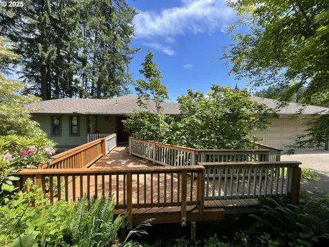 2355 Panorama Drive Eugene OR 97405