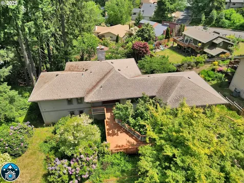 2355 Panorama Drive Eugene OR 97405