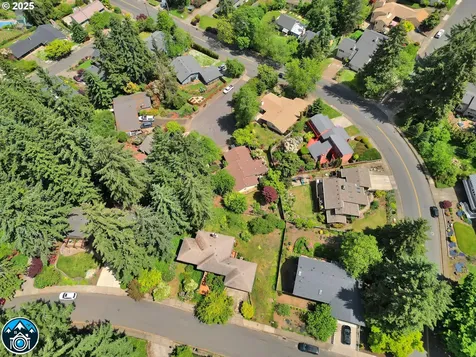 2355 Panorama Drive Eugene OR 97405