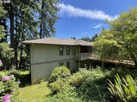2355 Panorama Drive Eugene OR 97405