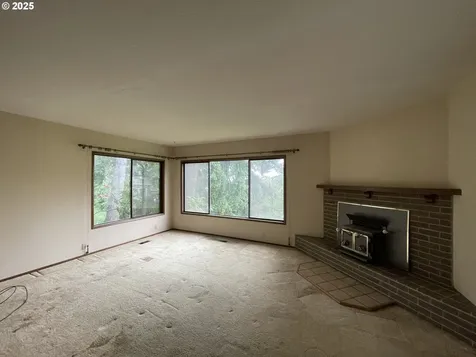 2355 Panorama Drive Eugene OR 97405
