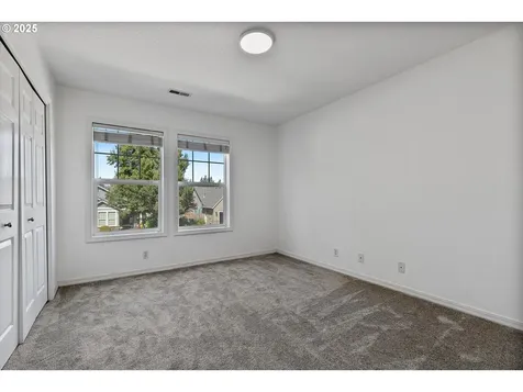 1334 N Grant Street Canby OR 97013