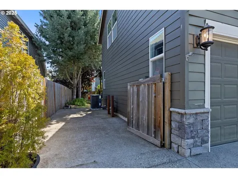 1334 N Grant Street Canby OR 97013