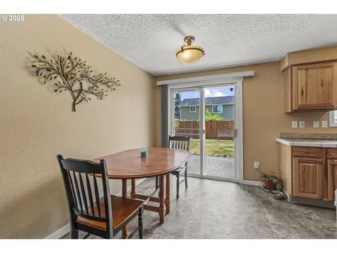 12315 NE 72nd Street Vancouver WA 98682