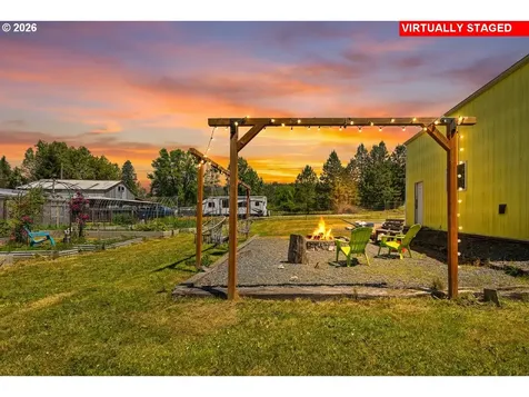 12589 Old Highway 99 Myrtle Creek OR 97457