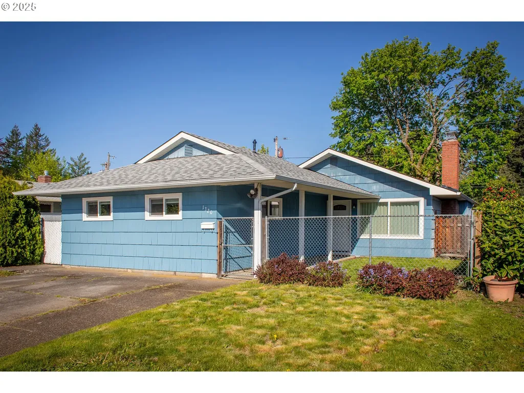1320 SE 158th Avenue Portland OR 97233